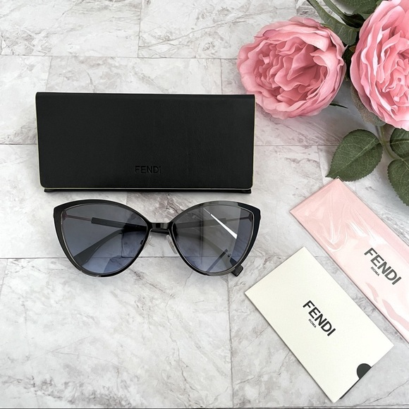 🆕 Authentic Fendi Black/Blue Cat Eye Sunglasses - Picture 1 of 9